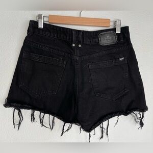 Thrills Erica Midrise Black Shorts